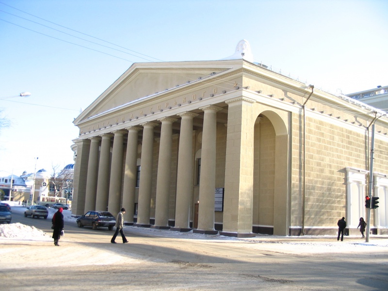 Оренбургскому драмтеатру сорвало крышу